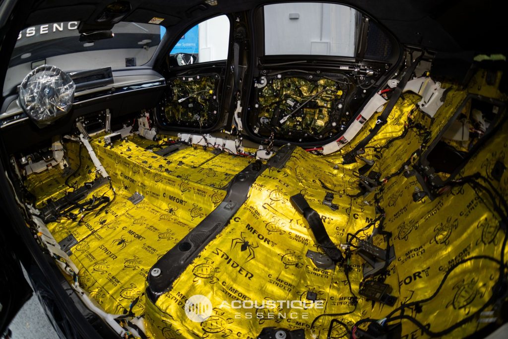Insonorizare integrală Diamond Ultra pe BMW 7 Series G70 – ACOUSTIQUE Essence